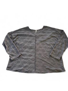 3/$20 Hesed Textured Geometric Diamond Top Women’s Plus 3X Southwestern Normcore